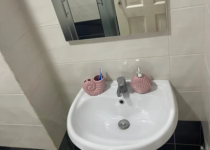 Breeze Of Lalez Plazhi San Pietro