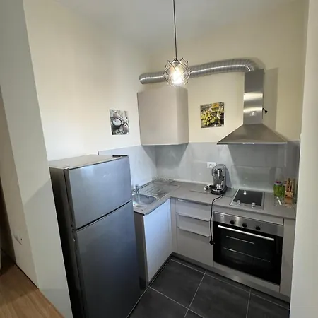 Breeze Of Lalez Apartmán Plazhi San Pietro